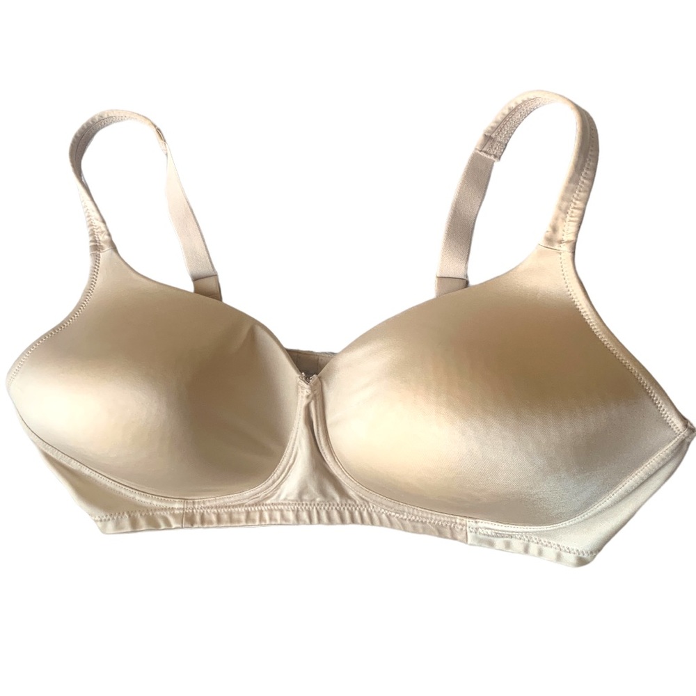 44D Playtex Secrets Side-Smoothing Full-Figure Wireless Bra